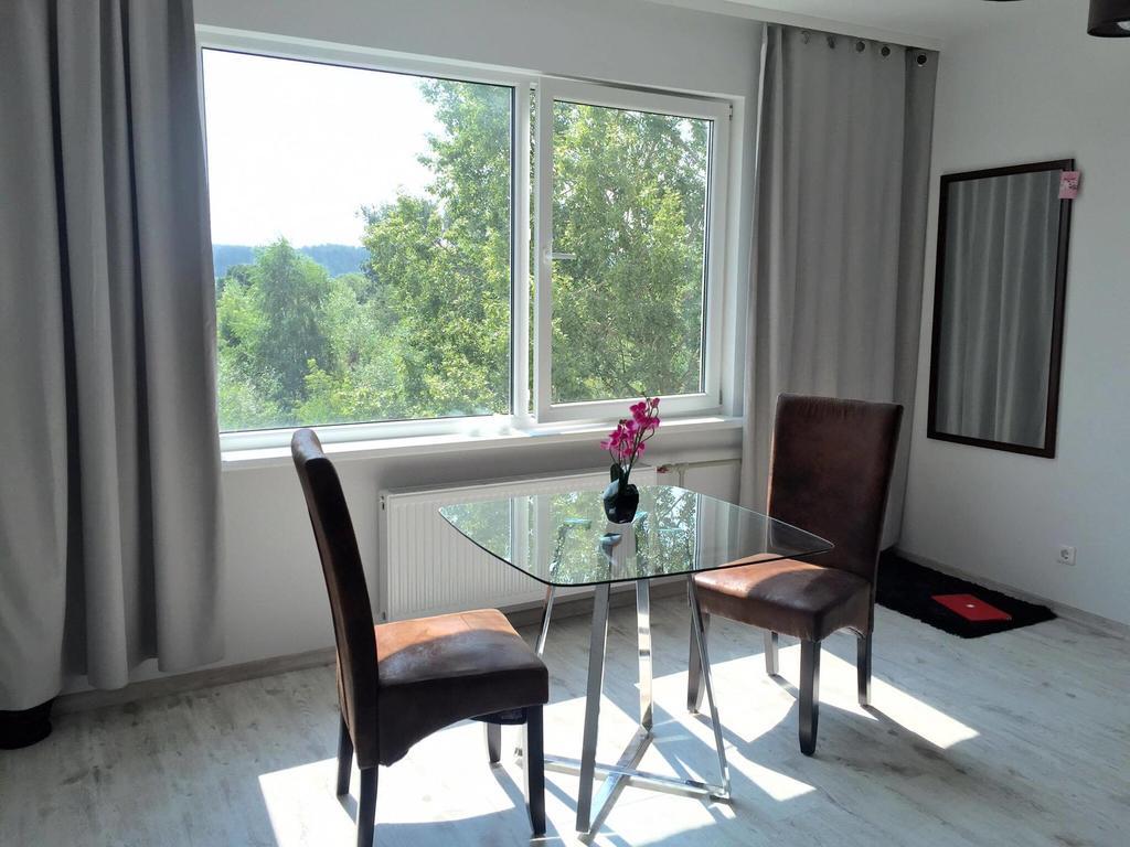 Luminous Apartment In ยูร์มาลา ภายนอก รูปภาพ